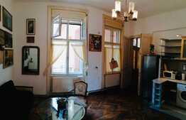 Apartament 2 camere, in cladire istorica, in inima Clujului 