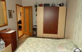 Vanzare apartament 2 camere, in zona strazii Parang cu loc de parcare