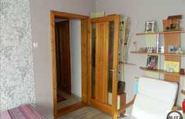 Vanzare apartament 2 camere, in zona strazii Parang cu loc de parcare