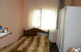 Vanzare 1 camera, 42 mp, decomandat, zona strazii Florilor!