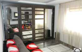 Vanzare 1 camera, 36.5 mp, parcare cu CF, A.C, zona Plopilor!