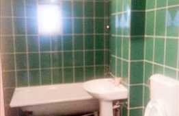 Apartament de vanzare cu 5 camere, 125 mp, decomandat