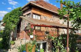 De vanzare casa in calcan renovabila, 80 mp utili, 527 mp teren, in Baciu