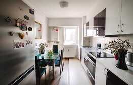 Apartament cu trei camere, 65 mp, zona strazii Dunarii