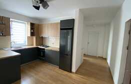 Apartament 3 camere,lux, etaj intermediar,incalzire in pardoseala, zona Subcetate