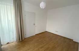 Apartament 3 camere,lux, etaj intermediar,incalzire in pardoseala, zona Subcetate