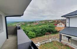 Casa individuala, 140 mp utili, 350 mp teren, asfalt, toate utilitatile, Dezmir