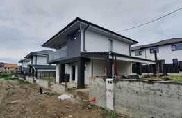 Casa individuala, 140 mp utili, 350 mp teren, asfalt, toate utilitatile, Dezmir
