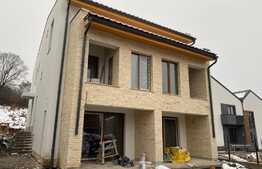 Vanzare duplex, 132 mp utili, 218 mp teren, 2 parcari, zona Campului