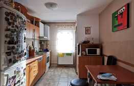 Apartament 3 camere, 65 mp, parcare, zona strazii Observator