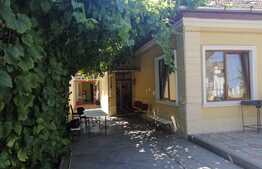 Casa de vanzare 154mp utili, 270 mp teren, zona de case