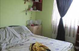 Vanzare 3 camere in zona pietei agro-alimentara, etaj intermediar