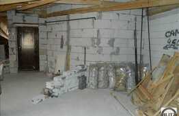 Mansarda cu 92 mp, decomandata, zona linistita! Pret EXCELENT! Nefinisat!