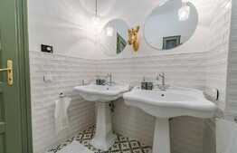 Apartament lux, 110 mp, prima inchiriere, parcare, terasa 40 mp, zona P-ta Unirii