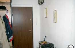 De vanzare 3 camere, 65 mp utili + loc de parcare