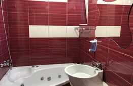 Apartament 3 camere, semidecomandat, 50 mp, zona Iulius Mall