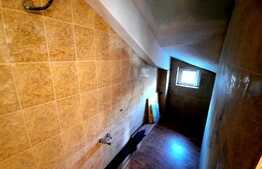 Casa individuala, finisata,160mp, garaj, teren de 471mp, Exterior Est      