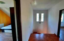 Casa individuala, finisata,160mp, garaj, teren de 471mp, Exterior Est      