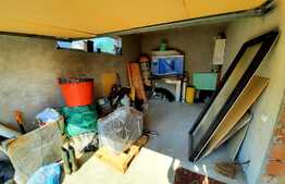 Casa individuala, finisata,160mp, garaj, teren de 471mp, Exterior Est      