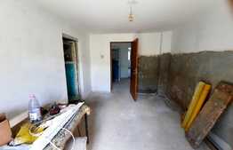 Casa individuala, renovata, 120mp si teren de 700mp, la 5 min de Auchan