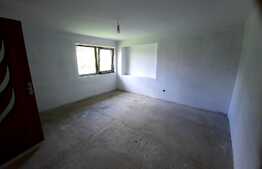 Casa individuala, renovata, 120mp si teren de 700mp, la 5 min de Auchan