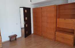Apartament luminos, 2 balcoane, 58mp, etaj 1! Zona strazii Florilor!