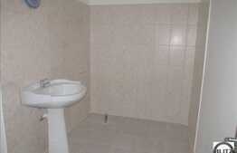 Apartament cu 1 camera, 38 mp, decomandat, zona Terra, finisaje noi!