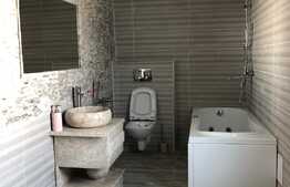 Apartament tip Penthouse, totul nou, 70 mp terasa, la prima inchiriere!