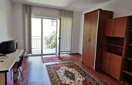 Garsoniera decomandata, 40 mp, zona strazii Horea