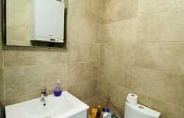 Casa individuala, 140 mp, teren 680 mp, 2 parcari, prima inchiriere, zona Petrom