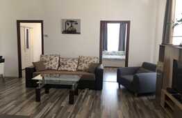 Apartament de lux, 3 camere, decomandat, 100 mp, in zona Piata Unirii