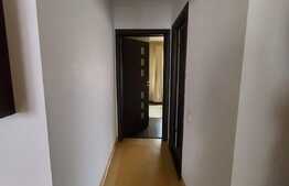 Apartament 3 camere, 2 bai, 62 mp, loc parcare, zona Terra ! 