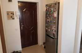 Apartament modern, decomandat, etaj intermediar, terasa 13mp! Zona Porii!