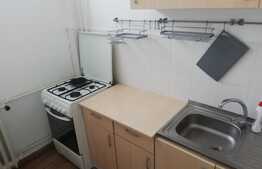 Garsoniera decomandata, 30 mp, zona Detunata