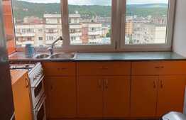 Apartament cu 4 camere, 120 MP, zona pod Calvaria, Manastur