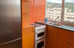 Apartament cu 4 camere, 120 MP, zona pod Calvaria, Manastur