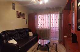 Apartament 3 camere, 54 mp, zona Bucium