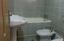 Apartament 3 camere, decomandat, modern, 65 mp, zona strazii Lunii