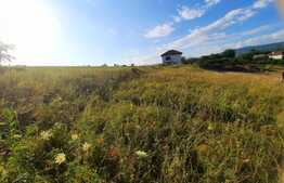 Teren 1200mp ,cu panorama deosebita asupra orasului,front de 80ml,in Borhanci