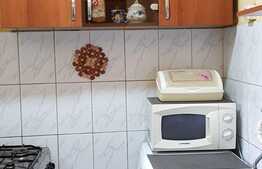 De vanzare apartament 2 camere, etaj intermediar, 26 mp, zona Hermes