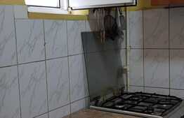 De vanzare apartament 2 camere, etaj intermediar, 26 mp, zona Hermes