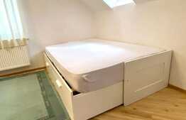  Apartament cu 3 camere , decomandat, 70mp zona UMF, CHELTUIELILE INCLUSE