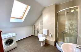  Apartament cu 3 camere , decomandat, 70mp zona UMF, CHELTUIELILE INCLUSE