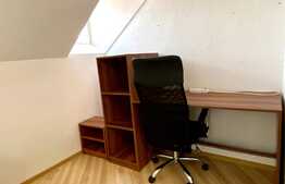  Apartament cu 3 camere , decomandat, 70mp zona UMF, CHELTUIELILE INCLUSE