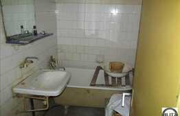 Vanzare apartament 3 camere, 67 mp utili, zona Iulius Mall, etaj intermediar