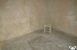 Vanzare apartament 3 camere, 67 mp utili, zona Iulius Mall, etaj intermediar