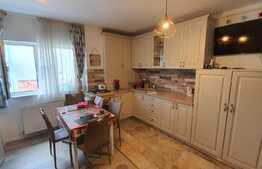 Apartament modern, cu 3 camere, etaj intermediar, 2 locuri de parcare incluse, la intrare in Borhanci