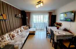 Apartament 3 camere, zona centrala Floresti!