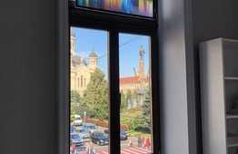 Spatiu central, 75 mp, cladire istorica, ideal pentru cabinete/agentii