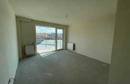 Apartament 3 camere 73.20 mp,  zona strazii Bucuresti /FINISAT